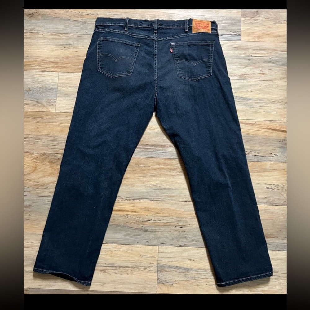 *Look New* Mens Size 42x32 - Relaxed Straight Leg Levi's 559 Jeans 7 - Picture 3 of 9